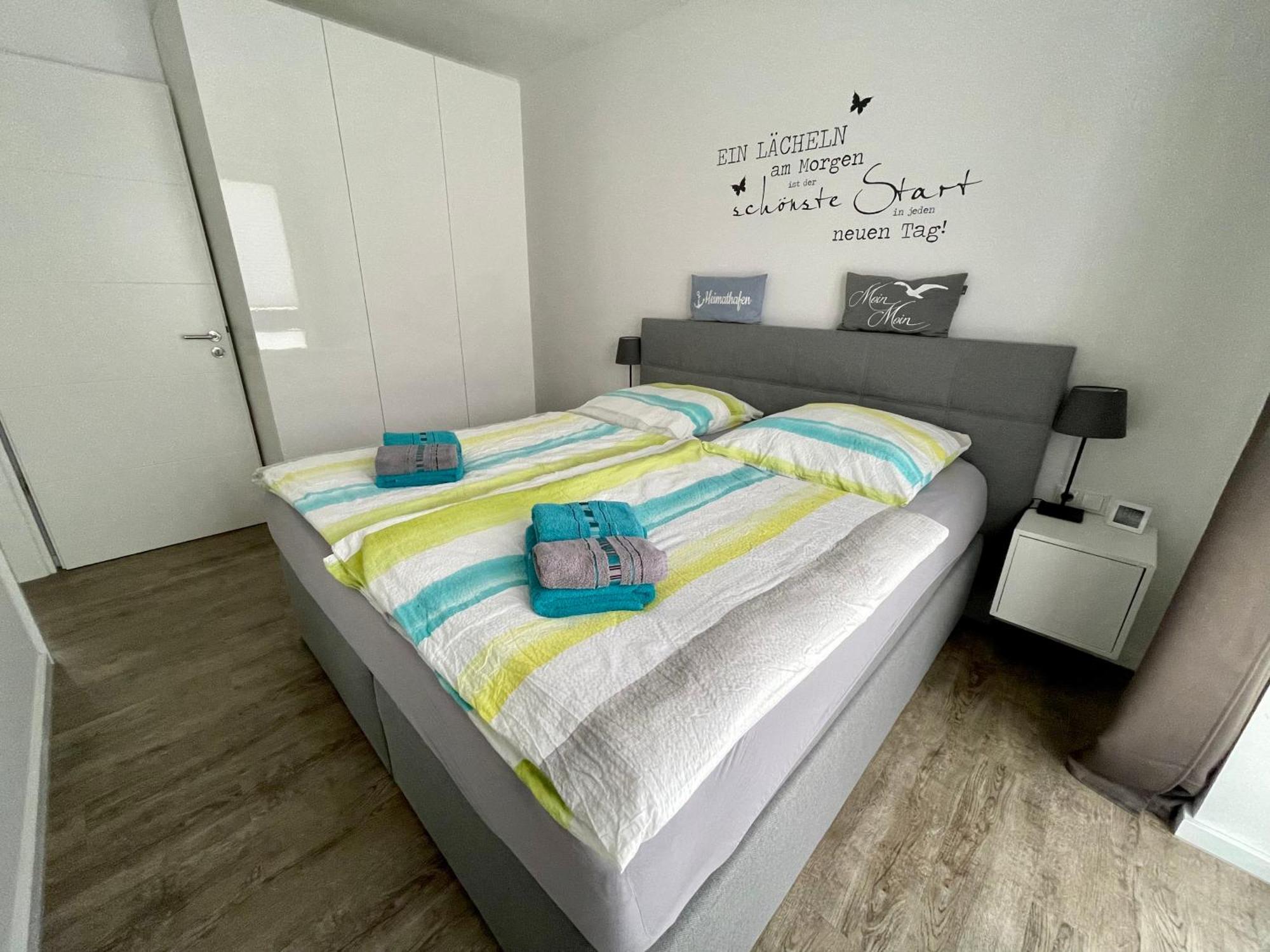 Holiday home Wunderbar Im Nordsee Park Am Jadebusen